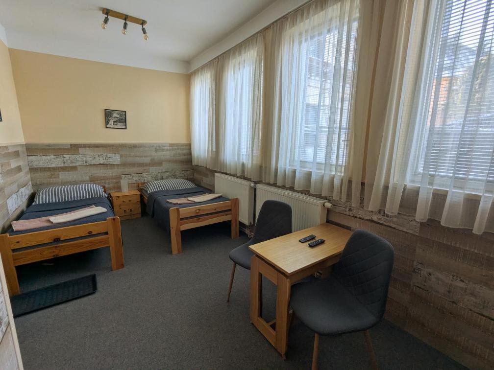 Hotel Alfa Trutnov Buitenkant foto