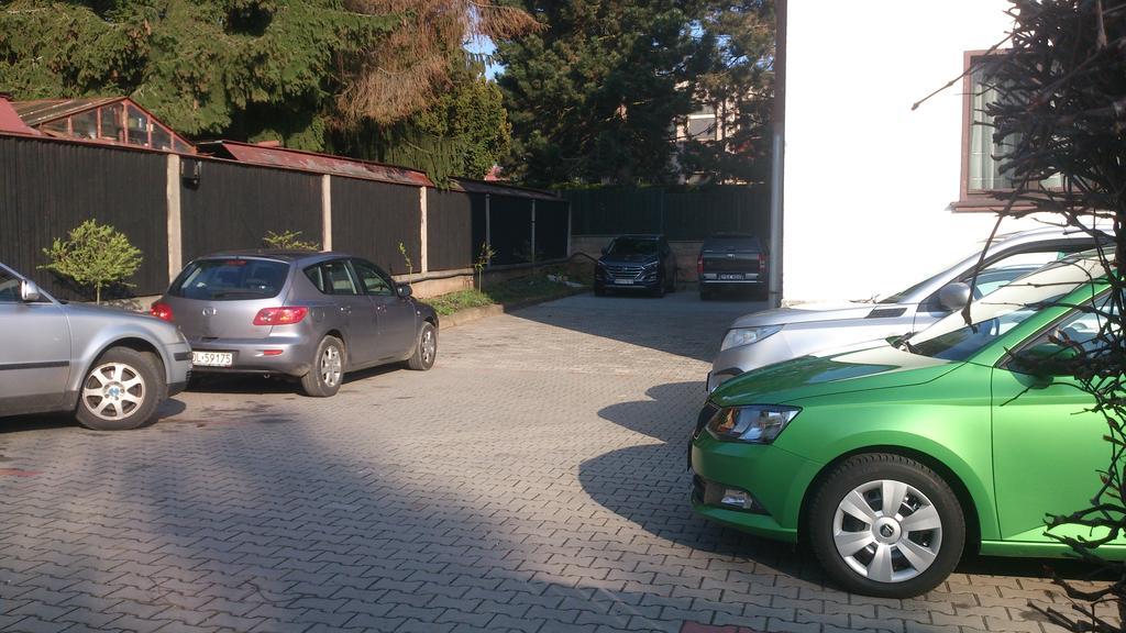 Hotel Alfa Trutnov Buitenkant foto